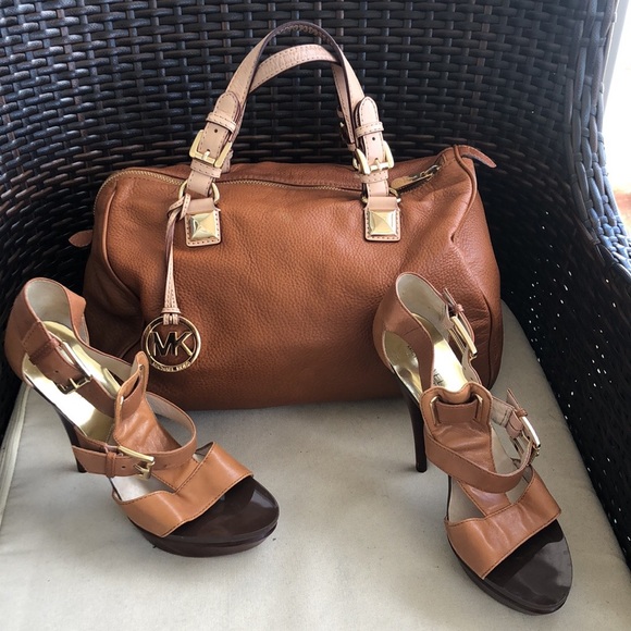 MICHAEL Michael KORS GRAYSON SPEEDY SATCHEL - Picture 2 of 16